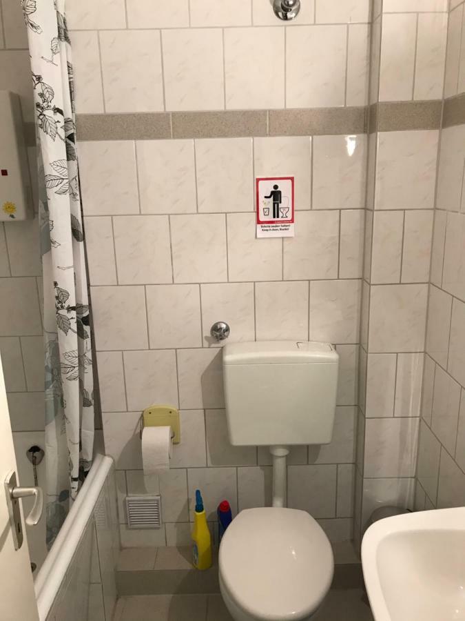 Ferienwohnungen In Moenchengladbach エクステリア 写真