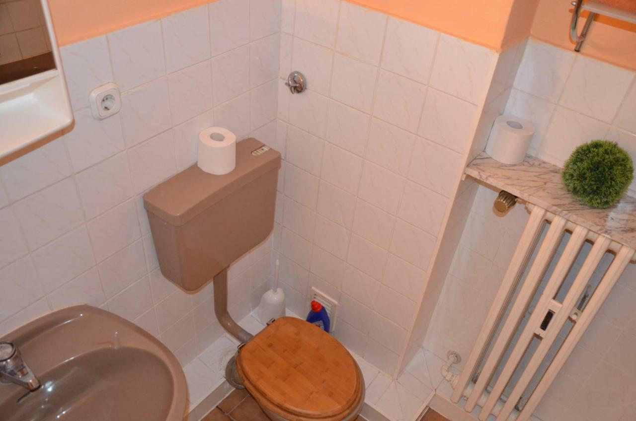 Ferienwohnungen In Moenchengladbach エクステリア 写真